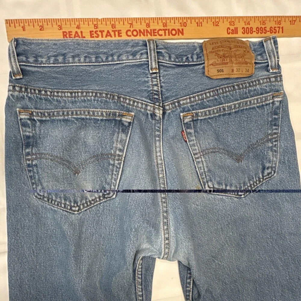 Vintage 90s Levi's 501 Button Fly Jeans 32x34 Made in USA Stonewash Blue